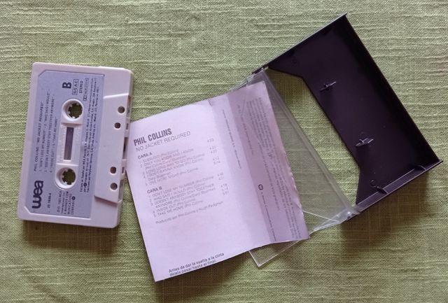 PHIL COLLINS 1985 WEA NO JACKET REQUIRED