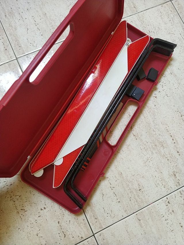 2 Triángulos reflectantes plegables con maleta