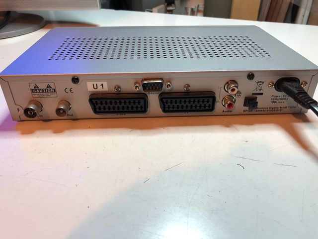 Sintonizador TDT y tv plano de regalo