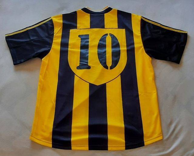 Camisetas de fútbol Nike y Adidas originales