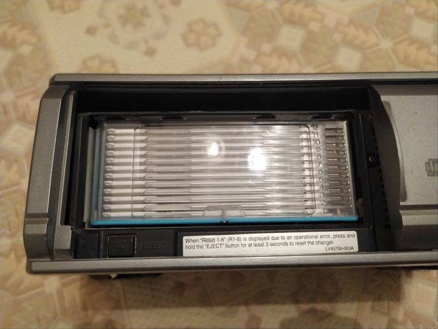 radio cd cassette JVC 4x40w ks-fx640r con cargador