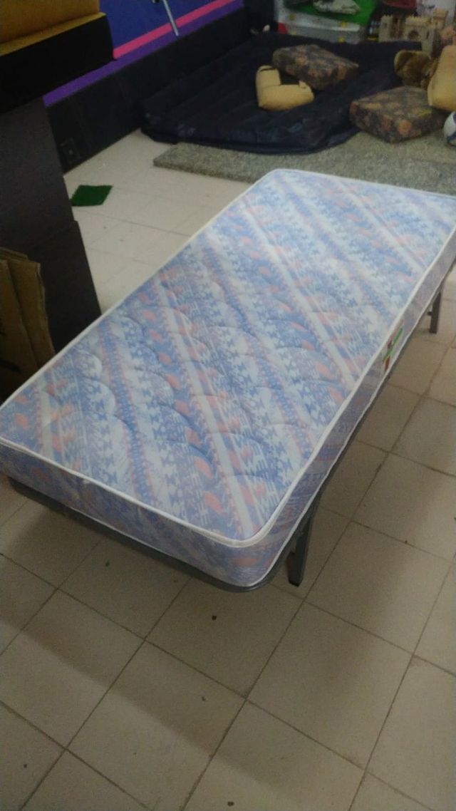 somier+ colchón o Vendo INDEPENDIENTES