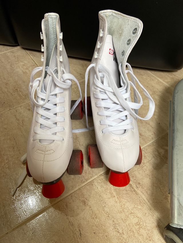 Patines. Talla 39