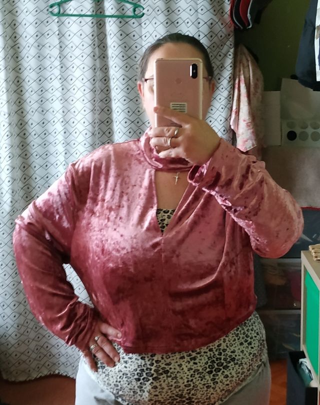 Top terciopelo talla grande