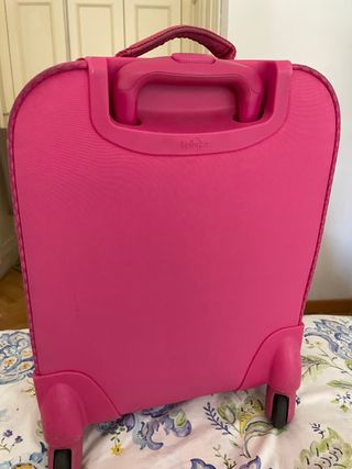 Maleta con ruedas Kipling para colegio de segunda mano por 25 EUR en  Valdepeñas en WALLAPOP