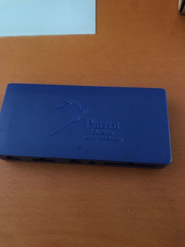 Centralita parrot mki9000