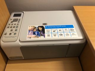 Impresora HP con scanner de segunda mano por 24 EUR en Sant Esteve de  Palautordera en WALLAPOP