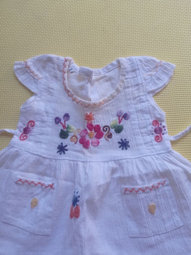 Vestidos bebé niña de 0-6 meses. 
