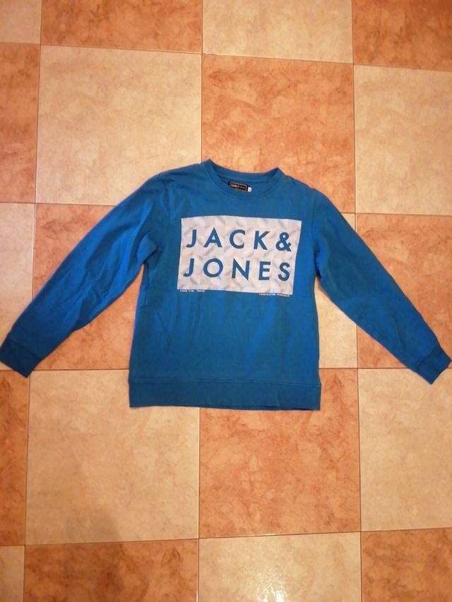 2 sudaderas hombre. Se venden por separado 