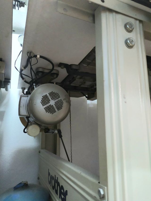 Máquina coser industrial ribete