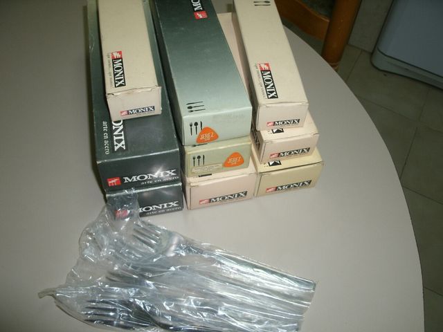 cuberteria de 113 piezas nueva