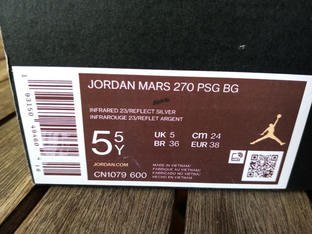 Zapatillas Jordan Mars 270 PSG Talla 38