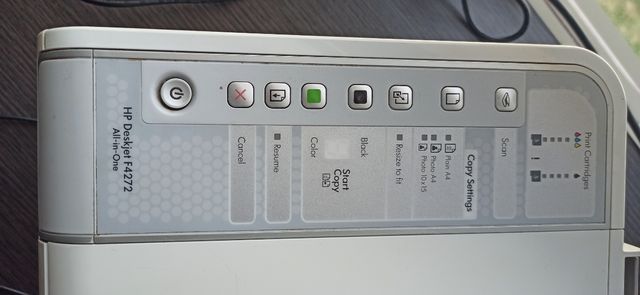 Impresora en color con tintas