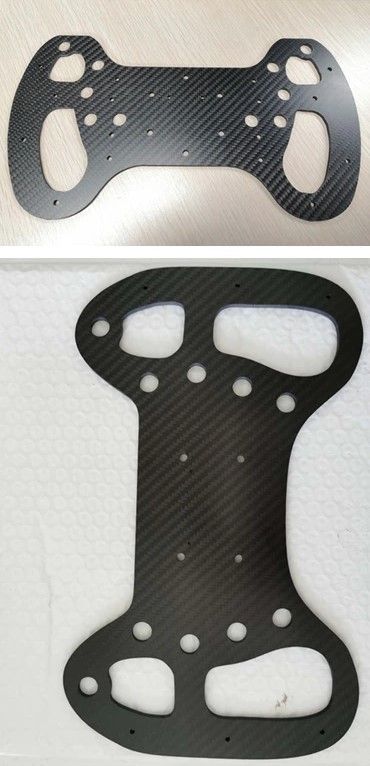 Plate en carbono volante mercedes gt3