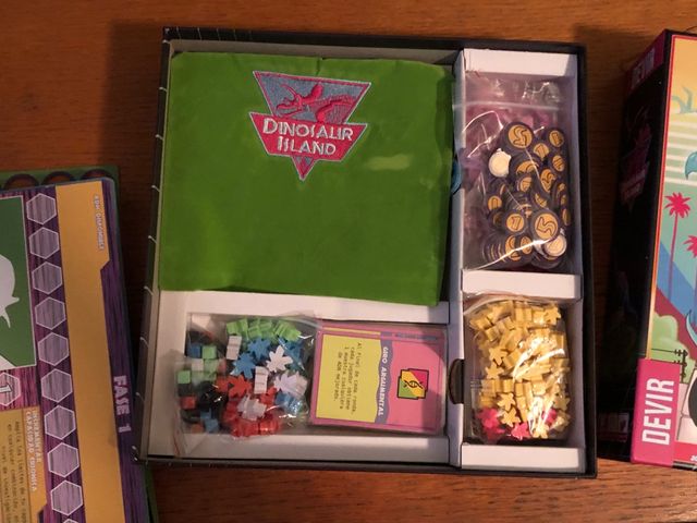 Juego de mesa Dinosaur Island