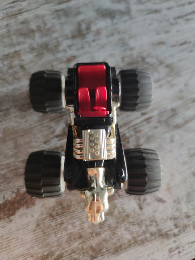 Extranimals- Majorette Panther Excalibur '88