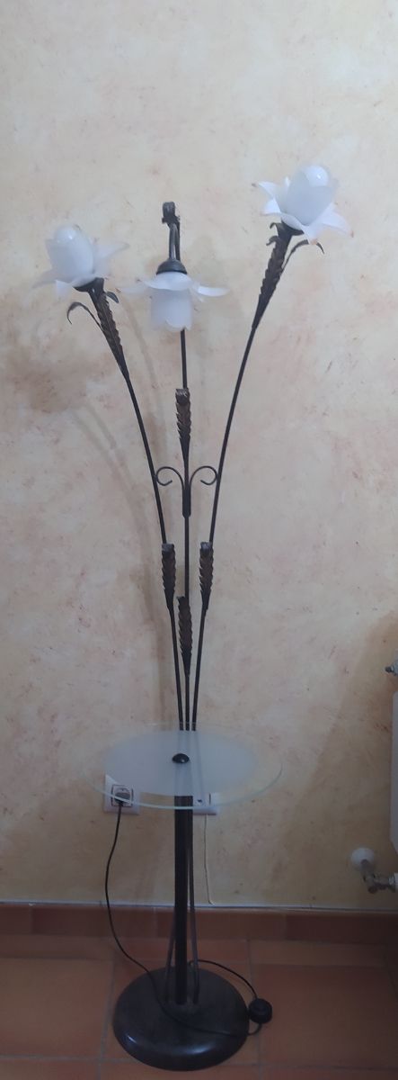 Lampara de pie Salon