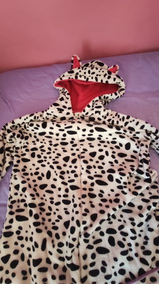 Pijama entero Primark dalmata de segunda mano por 7 EUR en Donostia-San  Sebastián en WALLAPOP