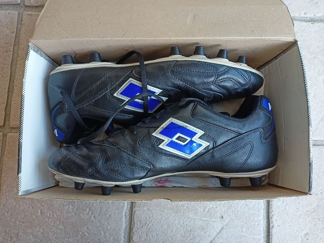 deportivas fútbol lotto