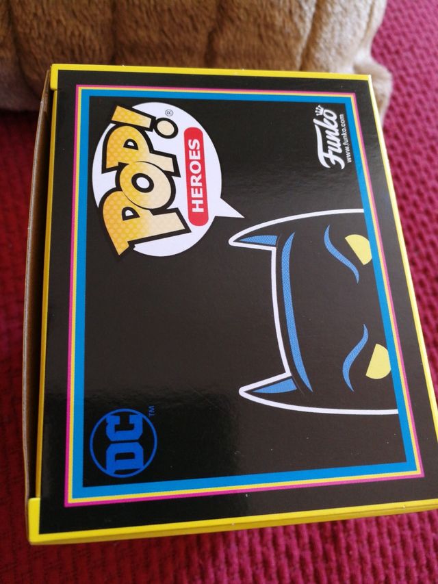 funko pop black light batman 369