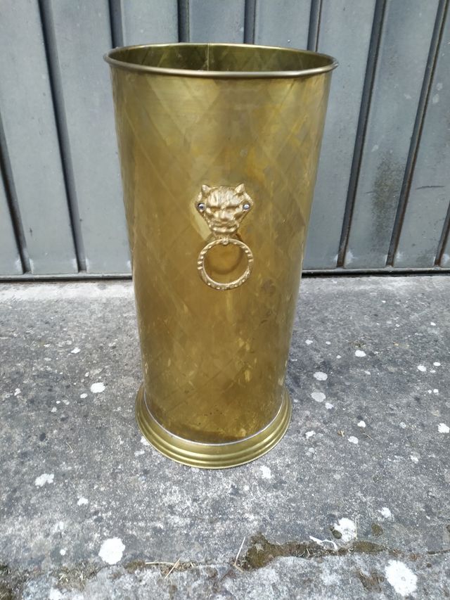 paragüero de latón