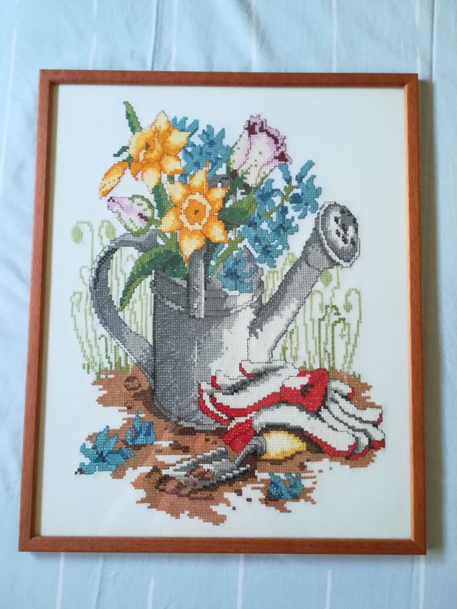 Cuadro punto de cruz hecho a mano de 37 x 45 cm