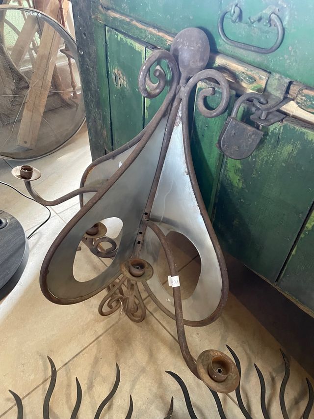 Lamparas de forja y acero