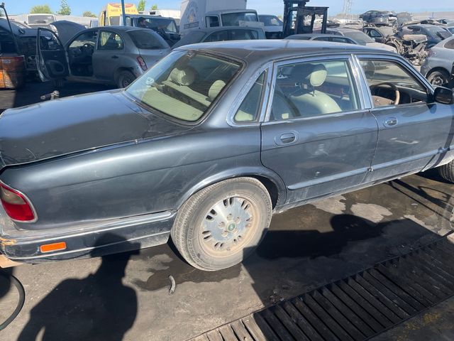 Despiece jaguar sovereing 1997