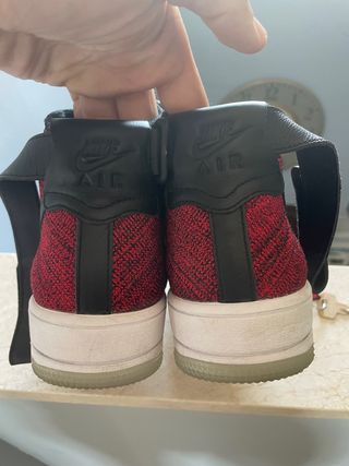 Nike air force flyknit 41 de segunda mano por 55 EUR en Sevilla en WALLAPOP