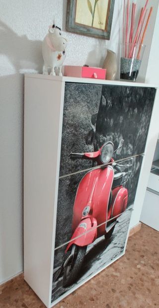 Zapatero de segunda mano por 50 € en Valencia en WALLAPOP