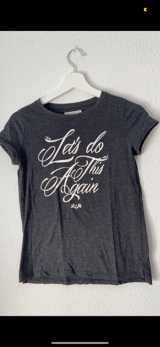 Camiseta Bershka. Talla XS