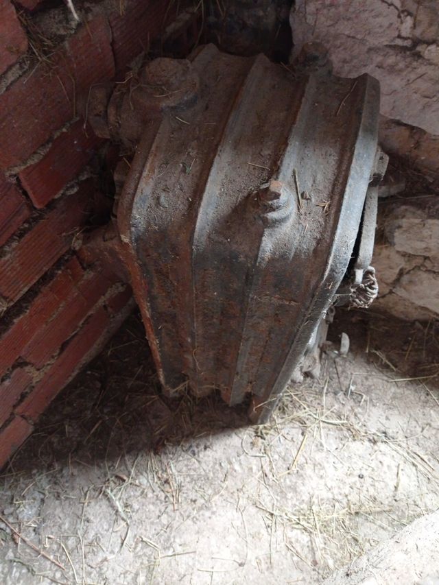 caldera de hierro.maeca roca