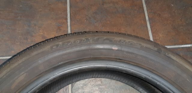 215/50 R18 92V