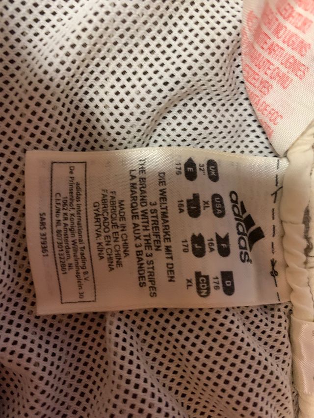 Lote de 2 bañadores marca Adidas