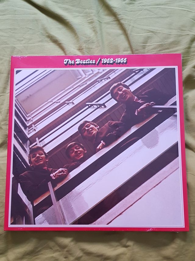 THE BEATLES ALBUM ROJO 62.66 CERRADO SEALED