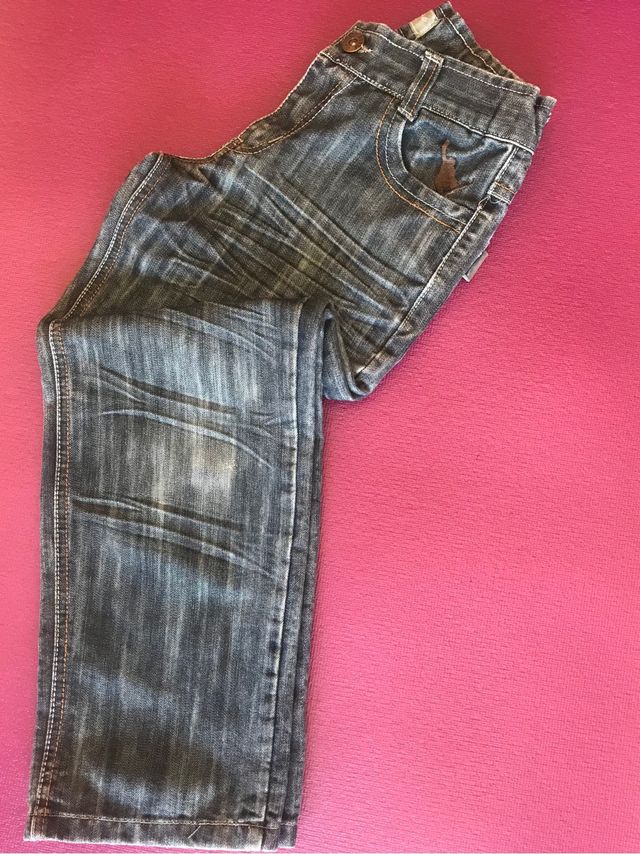 Vaqueros talla 8 años.