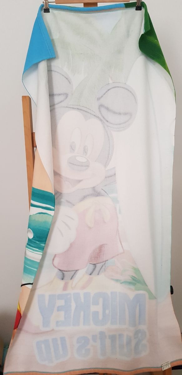 Toalla Mickey nueva