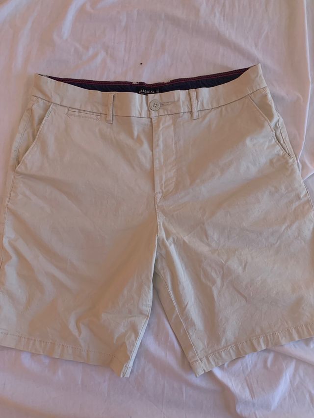 Pantalón bermuda