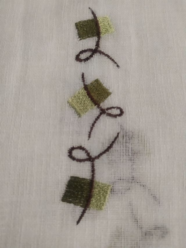 2 PIEZAS VISILLOS BORDADAS ( 6,30 MTS X 2,60ALTO)