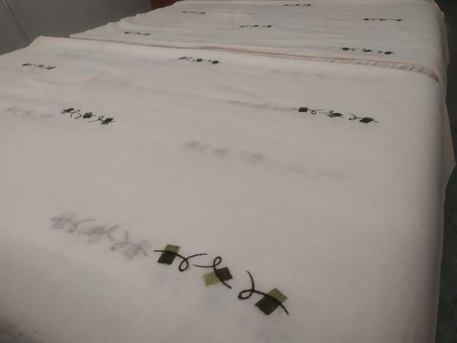 2 PIEZAS VISILLOS BORDADAS ( 6,30 MTS X 2,60ALTO)