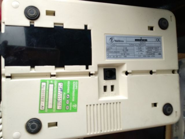 teléfono fijo forma