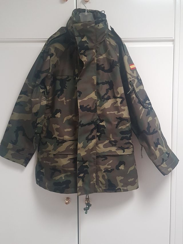 CHAQUETA CAMUFLAJE
