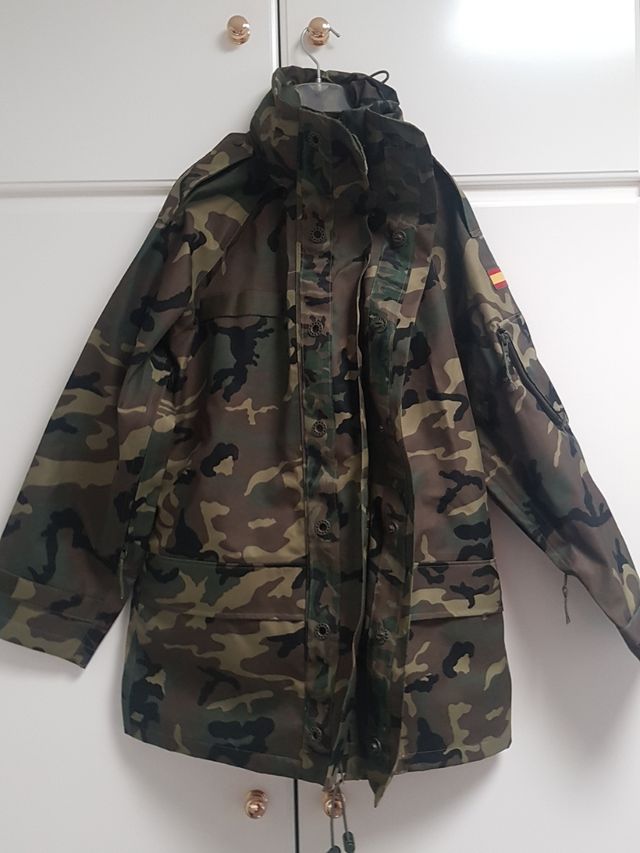 CHAQUETA CAMUFLAJE