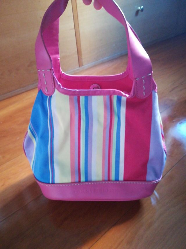 Bolso pequeño de mano multicolor. Tommy Hilfiger