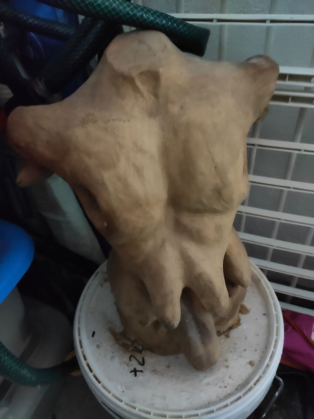 escultura ganador premio Murcia Joven