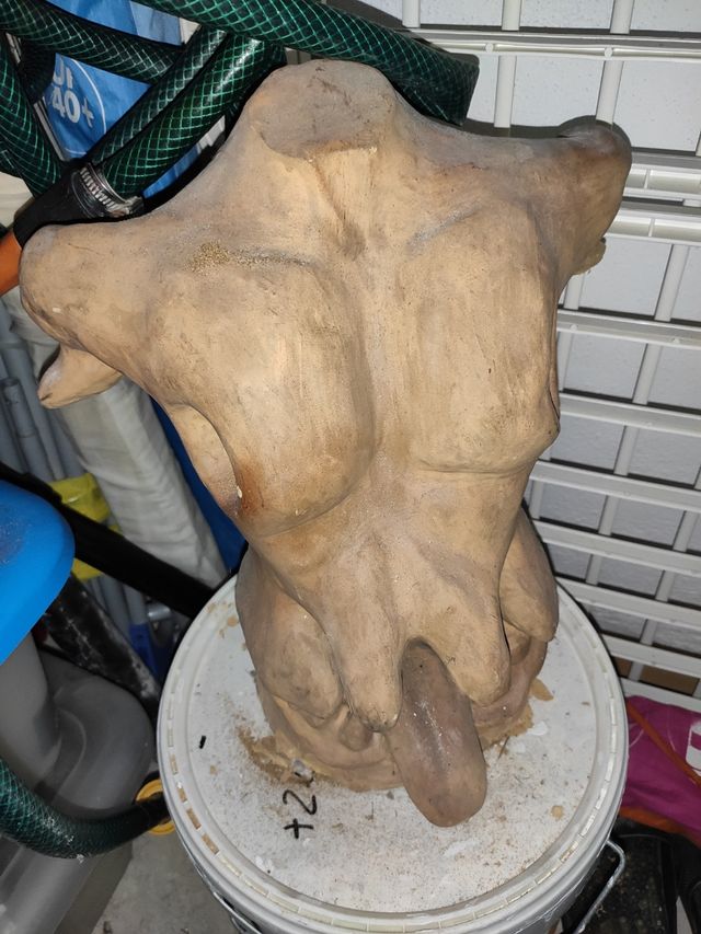 escultura ganador premio Murcia Joven