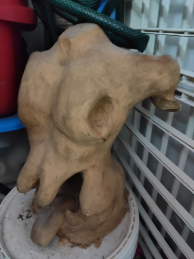 escultura ganador premio Murcia Joven