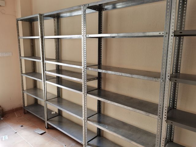 BALDAS estanterias metálicas