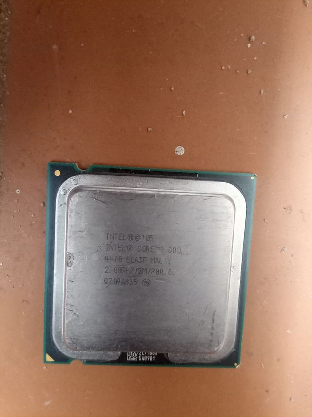 procesador Intel Core 2 duo 4400 2.00 GHZ