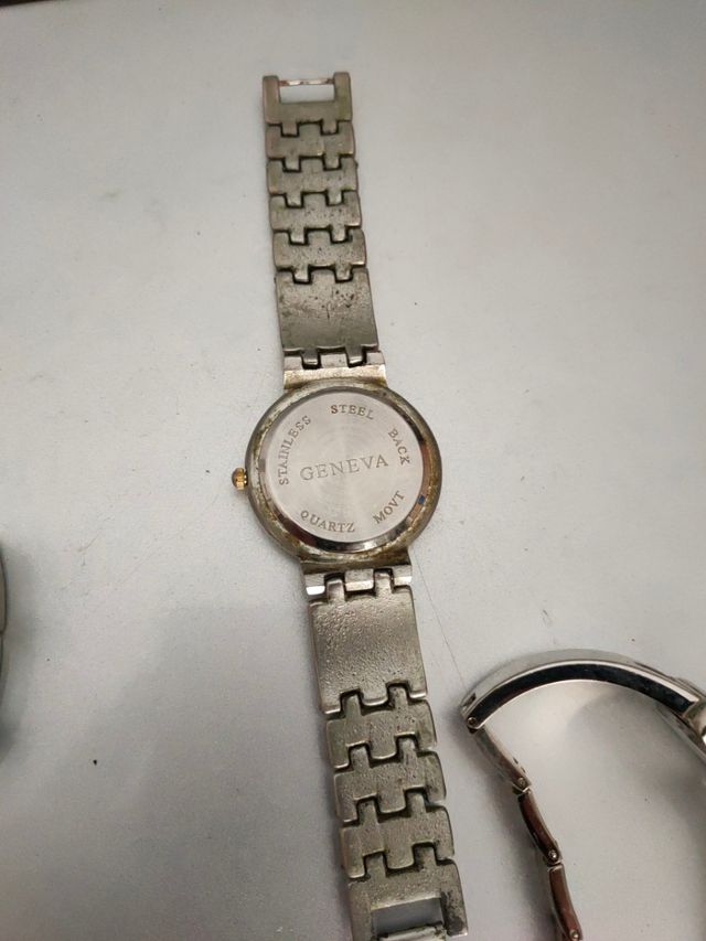 relojes. 3 unidades. sin pila